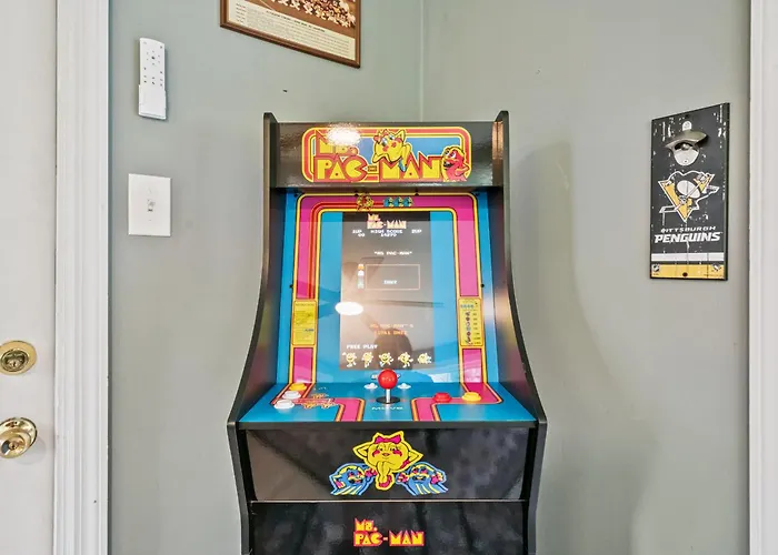 Hot Tub Dedicated Parking 14 Guests Games * Pittsburgh